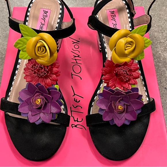 Betsey Johnson Black Sandals with Colorful Floral Accents - Picture 1 of 12